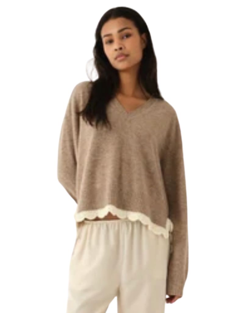 Como Crochet V-Neck ECR1